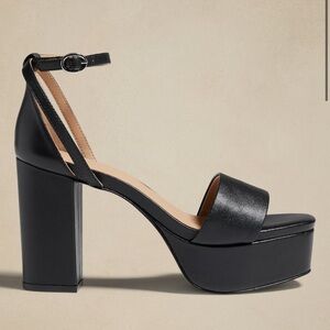 NWT! Banana Republic Platform Leather Heels, Size 9, NIB TTS, Flatform